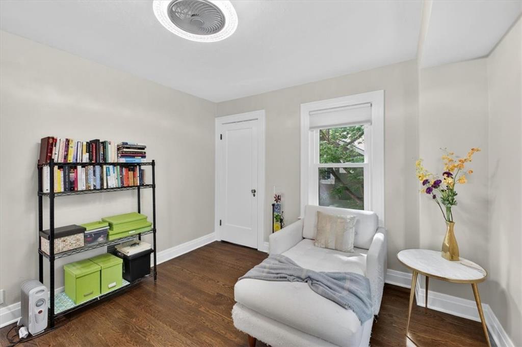 422 E 55th Street