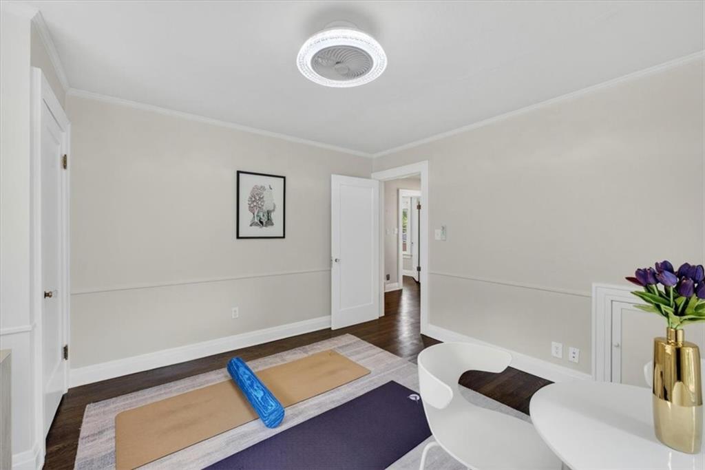 422 E 55th Street