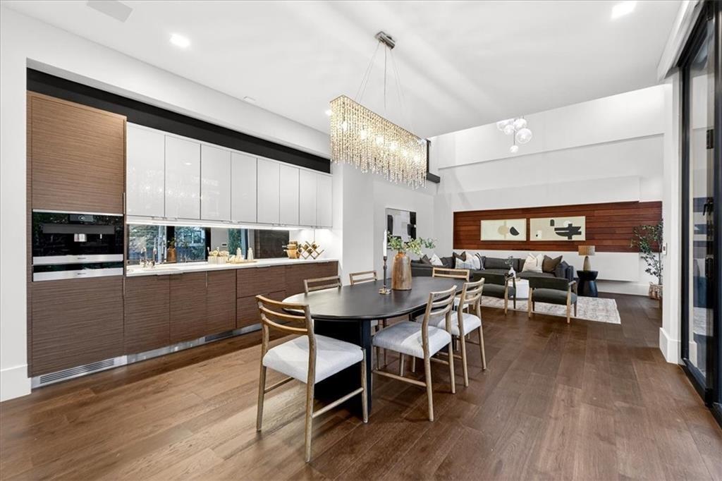 3906 W 69th Street