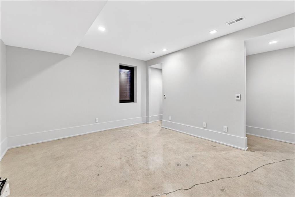 3906 W 69th Street