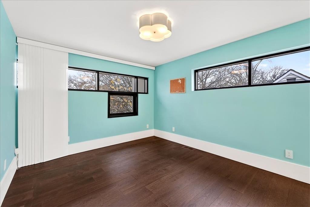 3906 W 69th Street