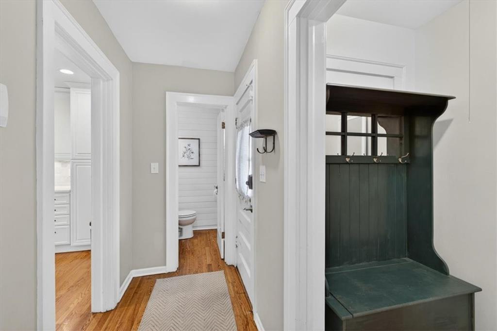 414 W 68th Terrace