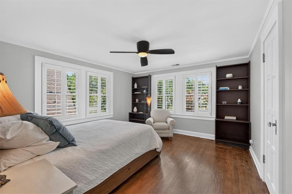 31 W Winthrope Road