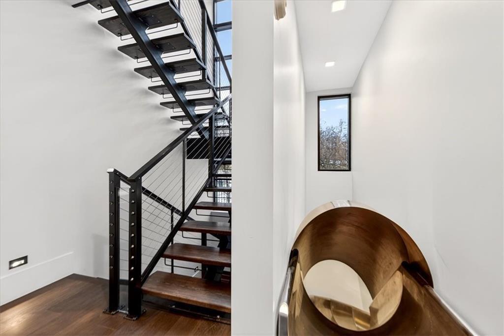 3906 W 69th Street