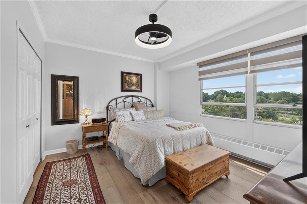 333 W Meyer Boulevard Unit: 714