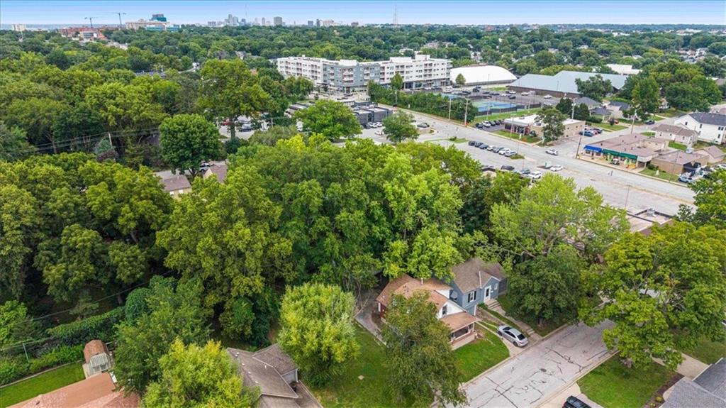 2330 W 48th Street