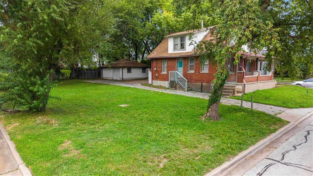 2330 W 48th Street