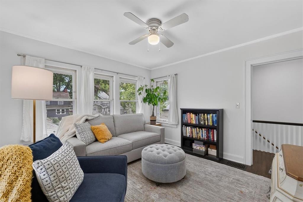 820 W 72nd Street