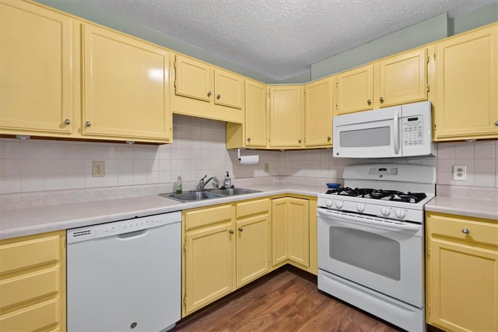 5306 W 71st Street