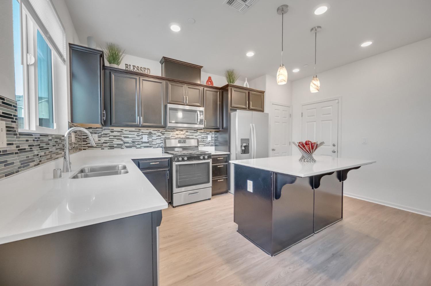 2793 Mabry Drive
