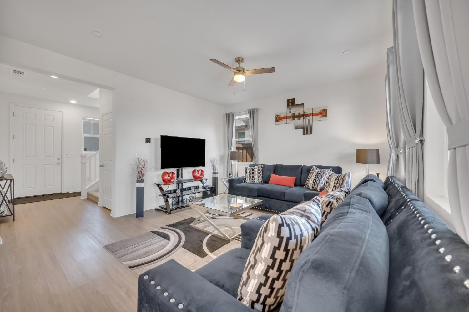 2793 Mabry Drive