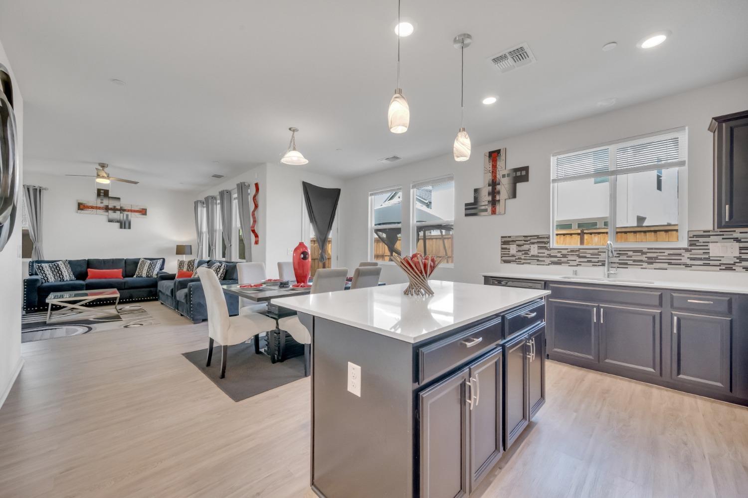 2793 Mabry Drive