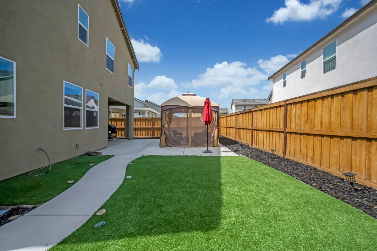 2793 Mabry Drive