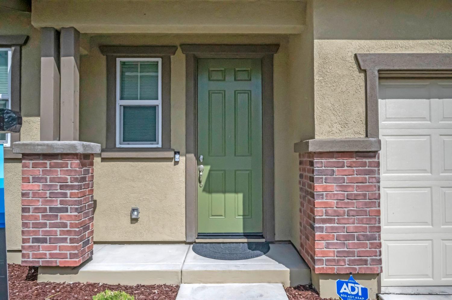 2793 Mabry Drive