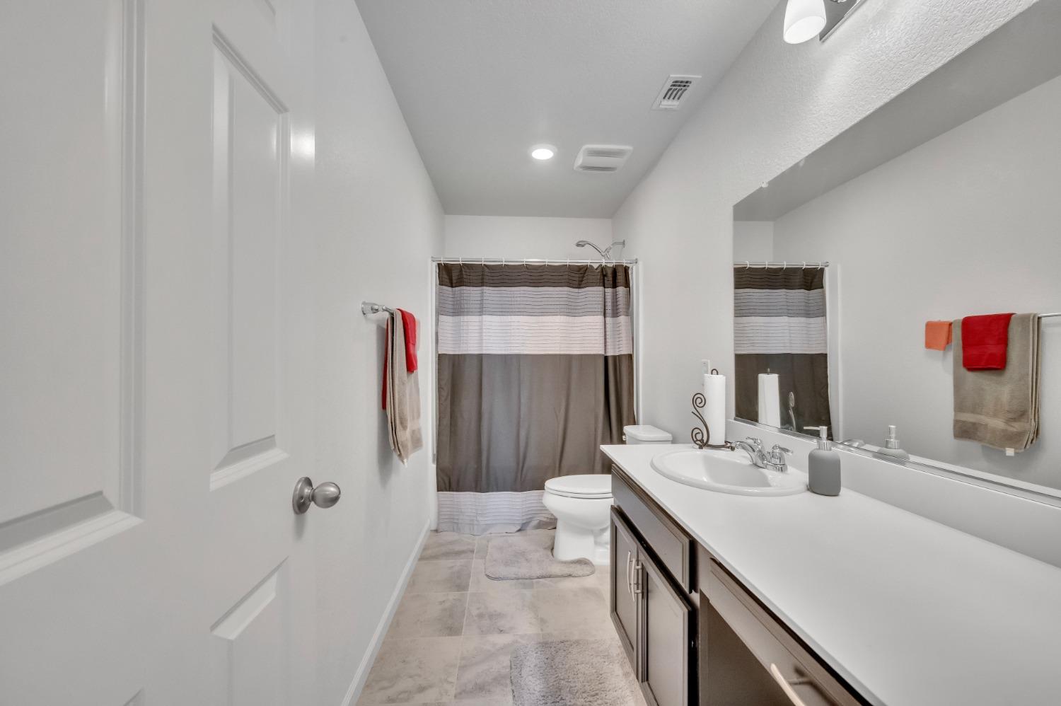 2793 Mabry Drive
