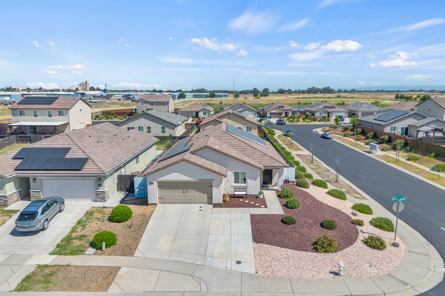 1103 Sierra Bluff Street