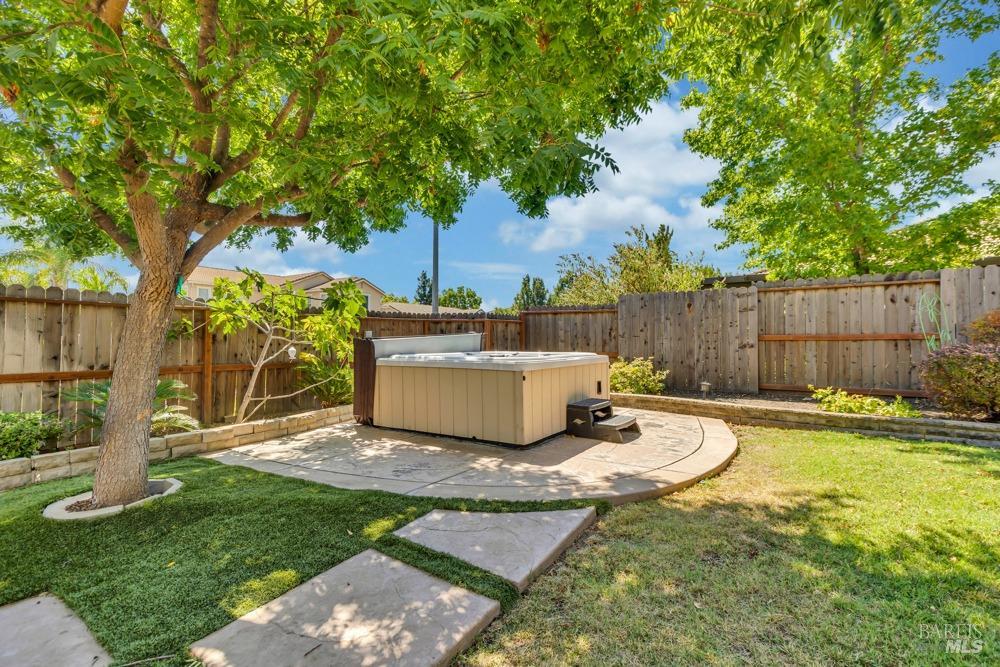 542 Coyote Hills Court