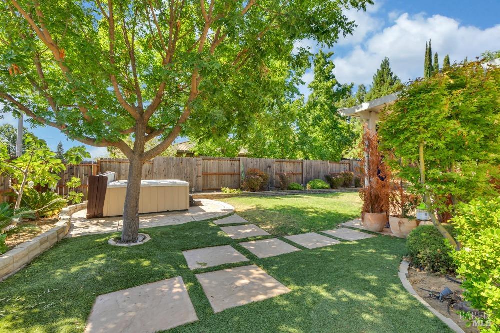 542 Coyote Hills Court