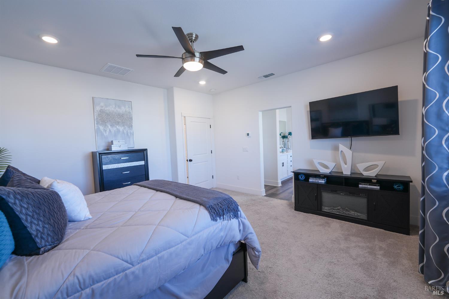 2612 Newberry Street