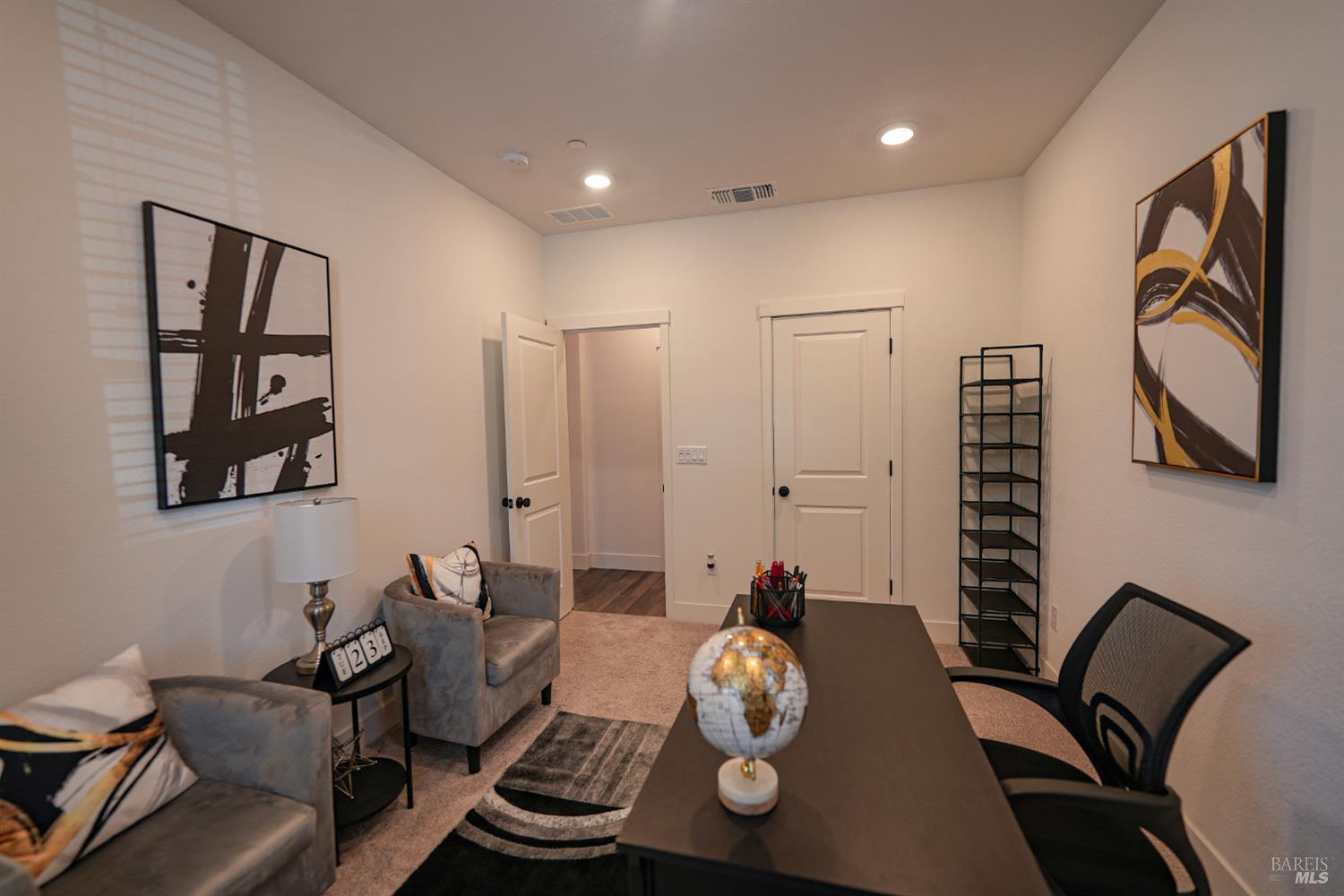 2612 Newberry Street