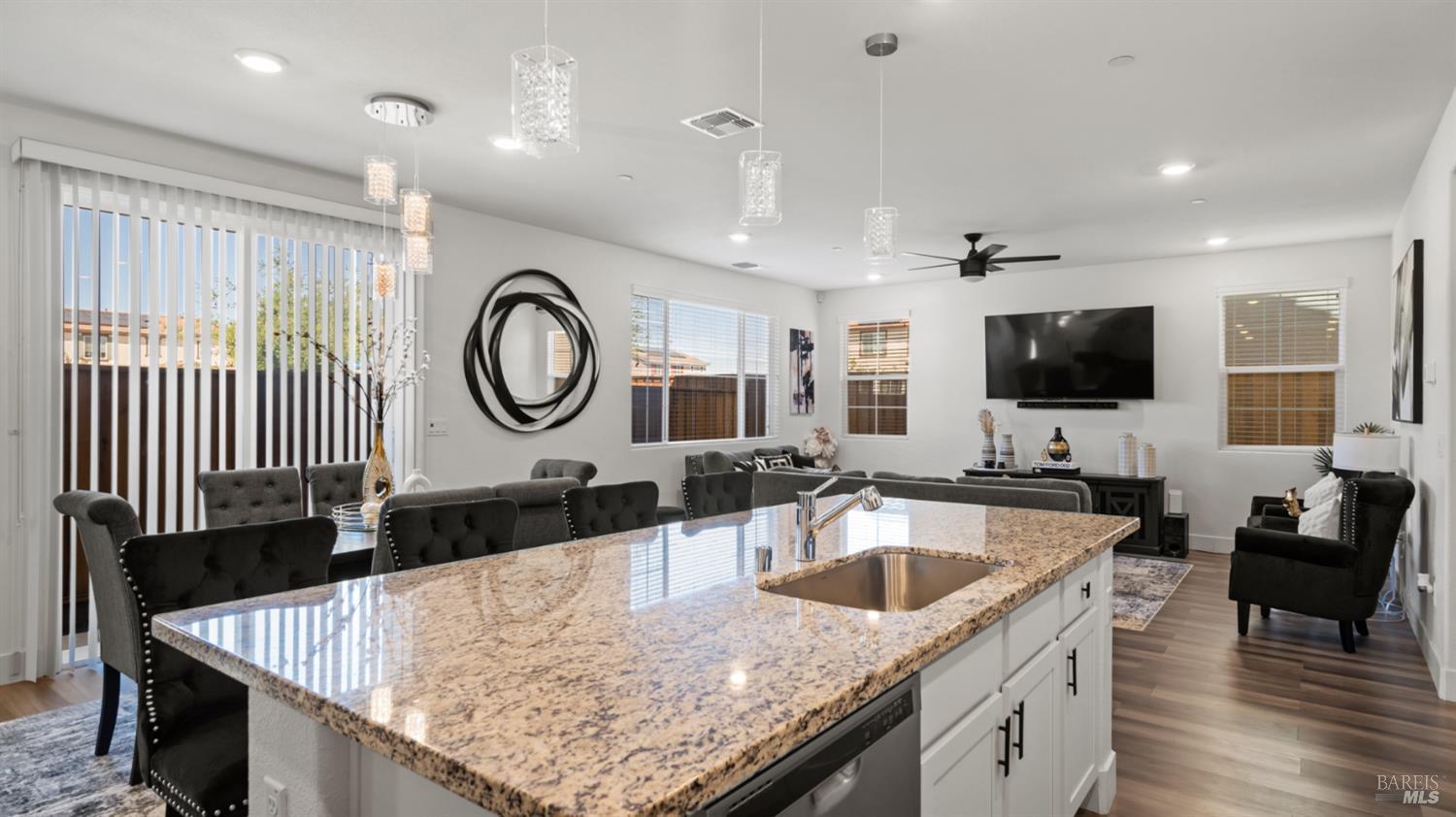 2612 Newberry Street