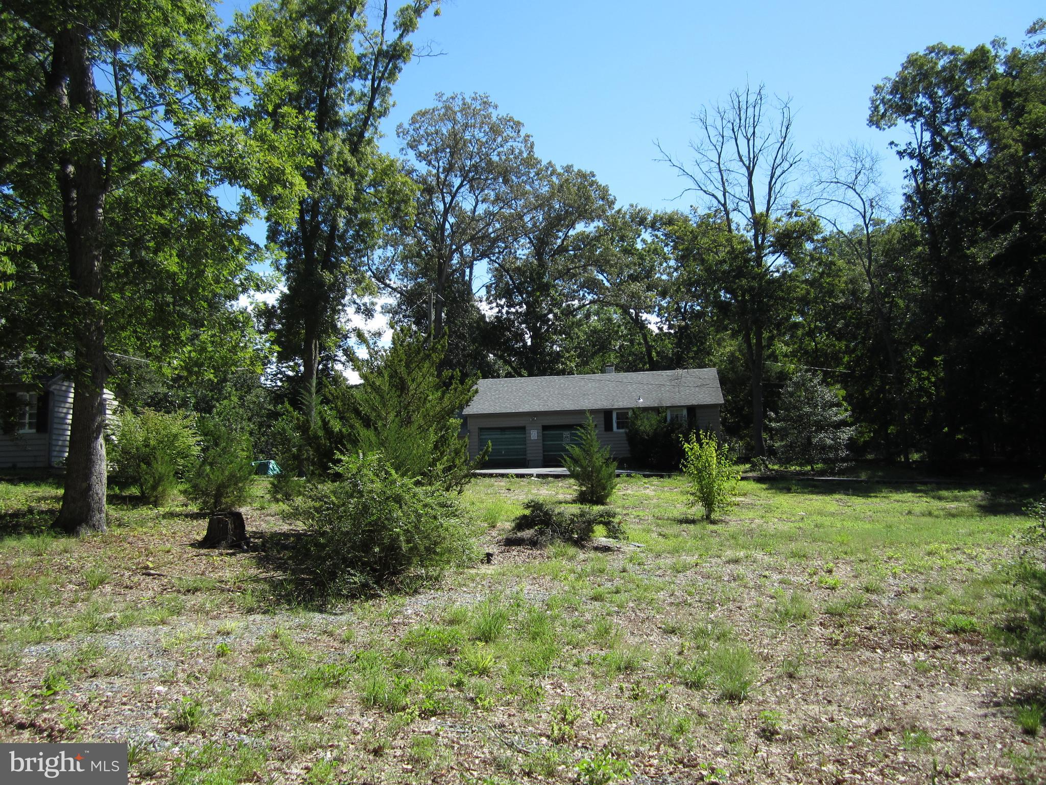 9703 CEDAR LANE