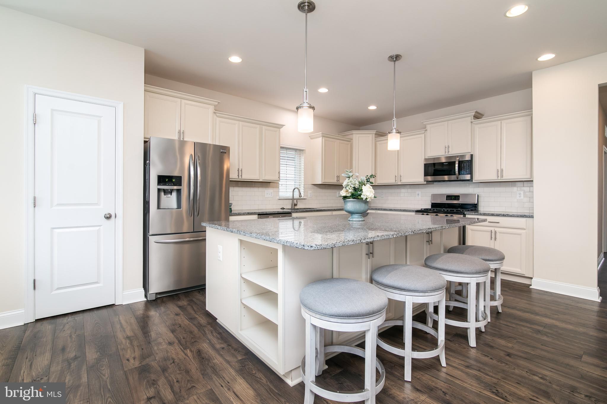 29405 PEMBROKE LANDING