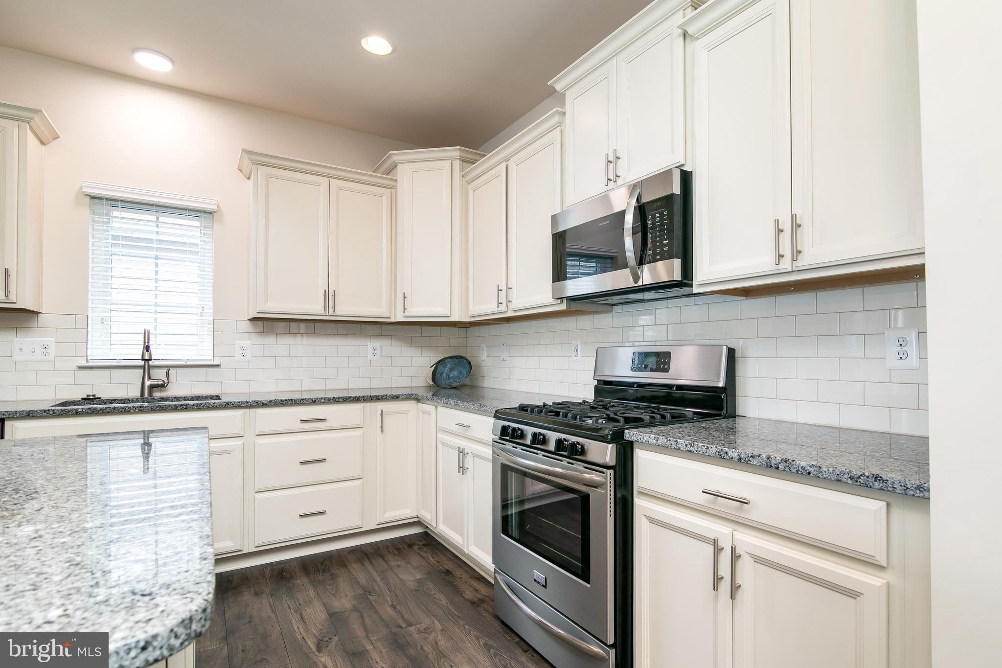 29405 PEMBROKE LANDING