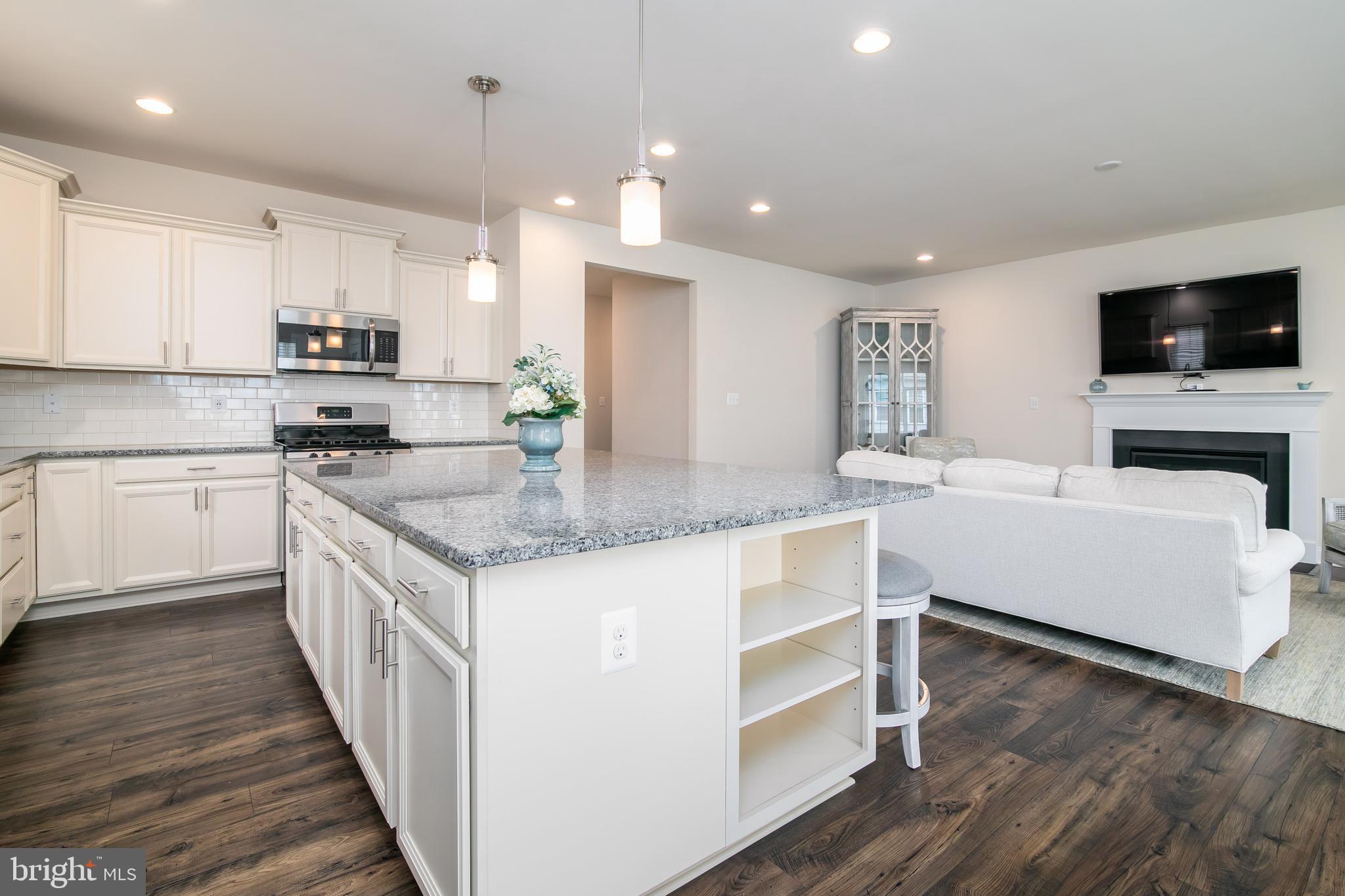 29405 PEMBROKE LANDING