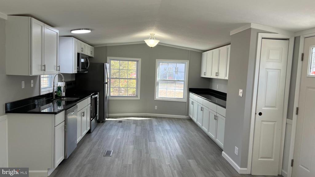 13 SHANNON STREET 37811