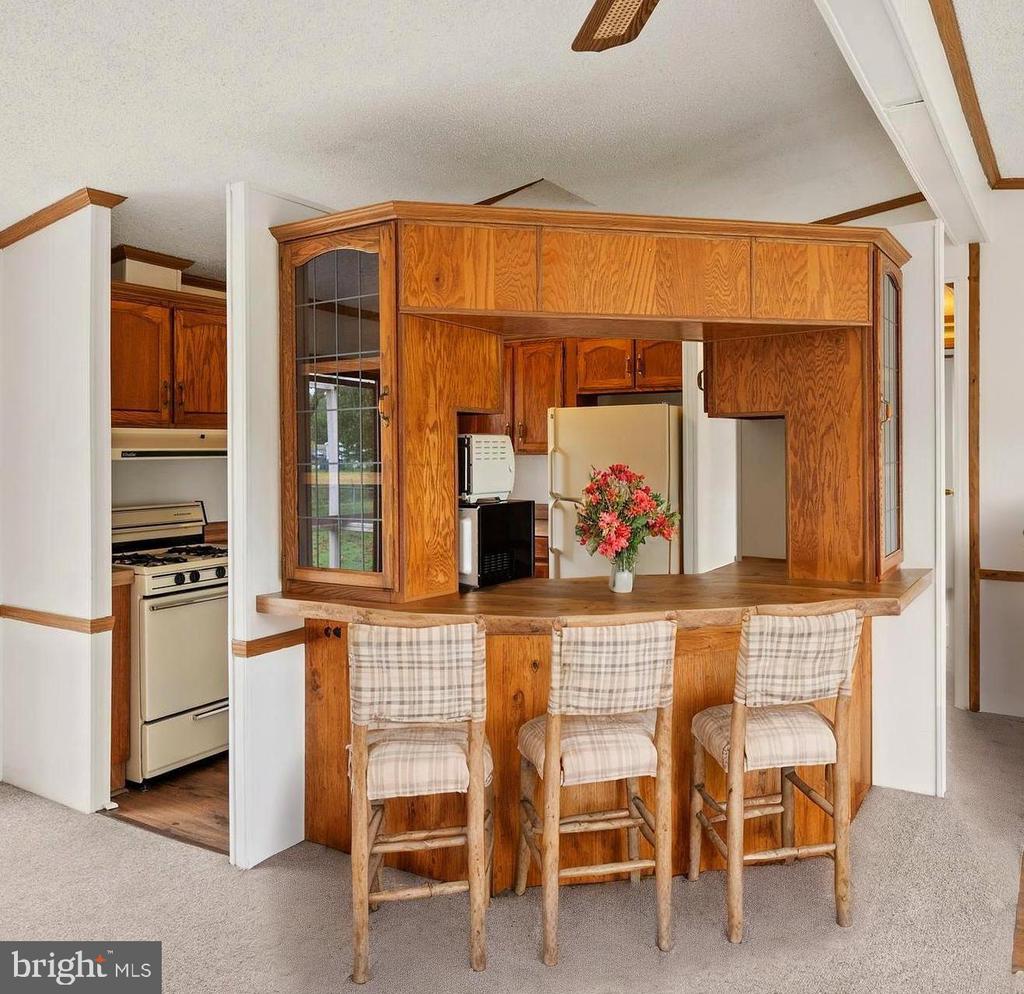 11917 GLEN CIRCLE