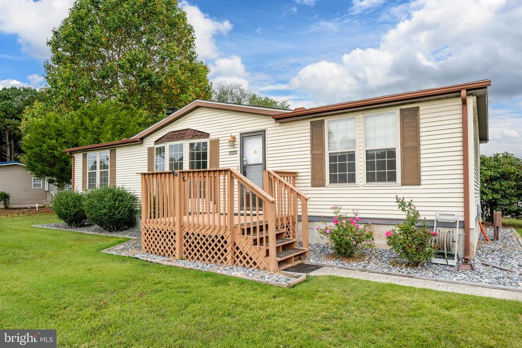 11917 GLEN CIRCLE