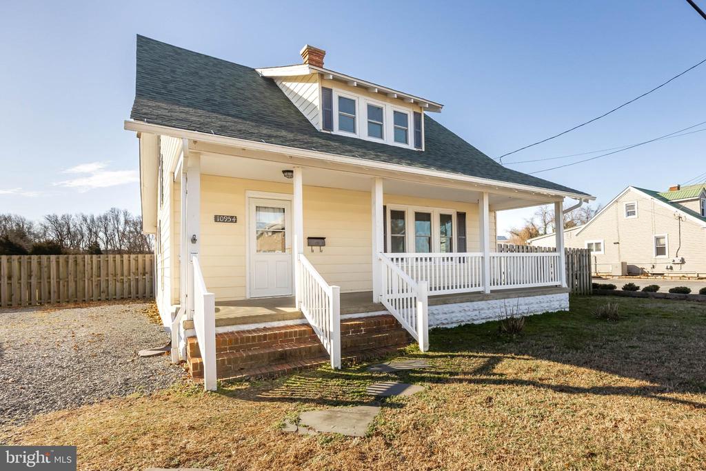 10954 E 4TH STREET