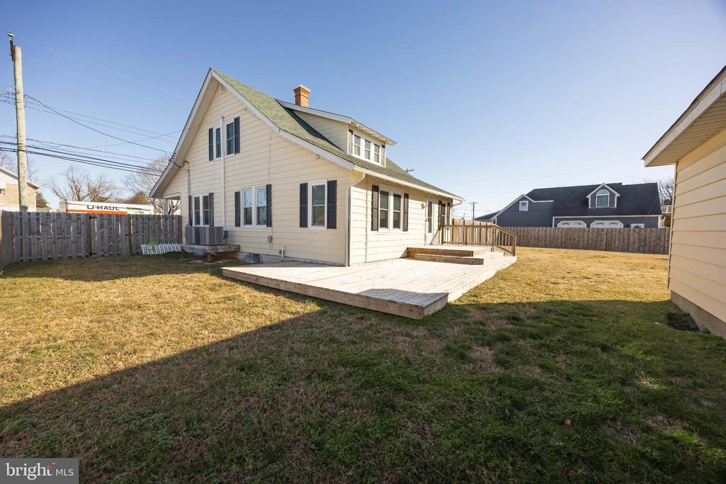 10954 E 4TH STREET