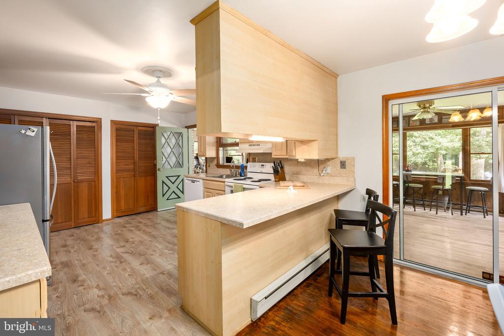 12075 WHITESVILLE ROAD