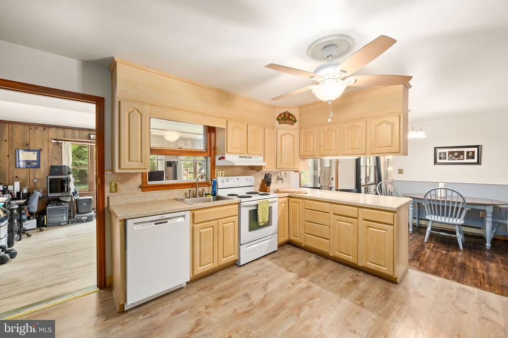 12075 WHITESVILLE ROAD