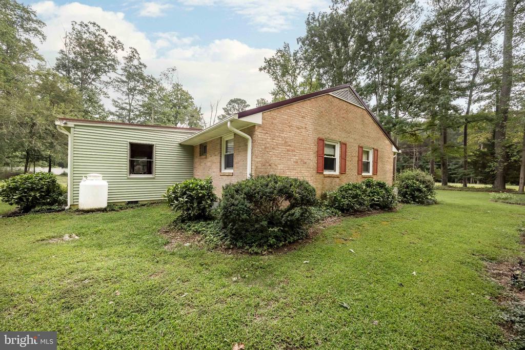 12075 WHITESVILLE ROAD