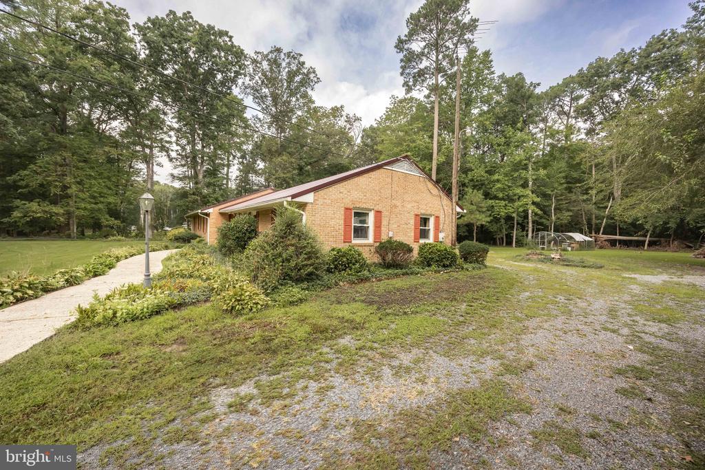 12075 WHITESVILLE ROAD
