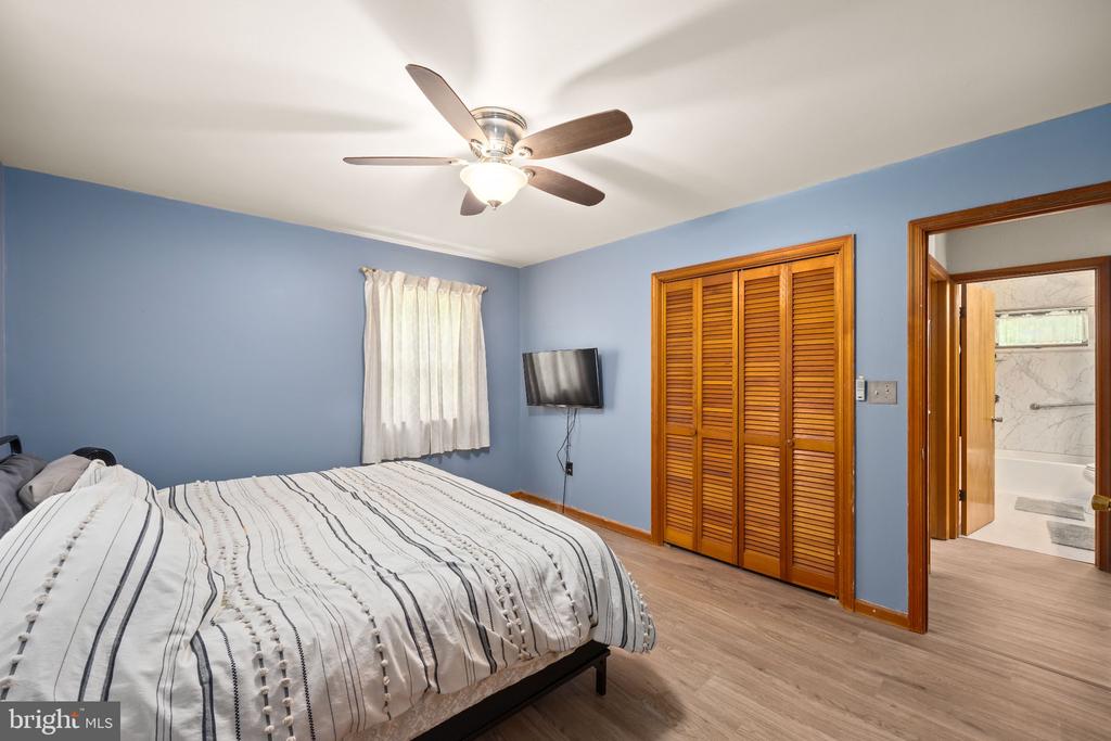 12075 WHITESVILLE ROAD