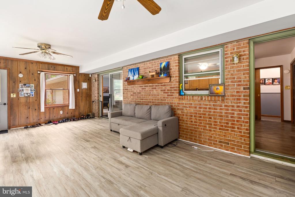 12075 WHITESVILLE ROAD