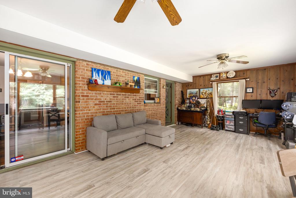 12075 WHITESVILLE ROAD