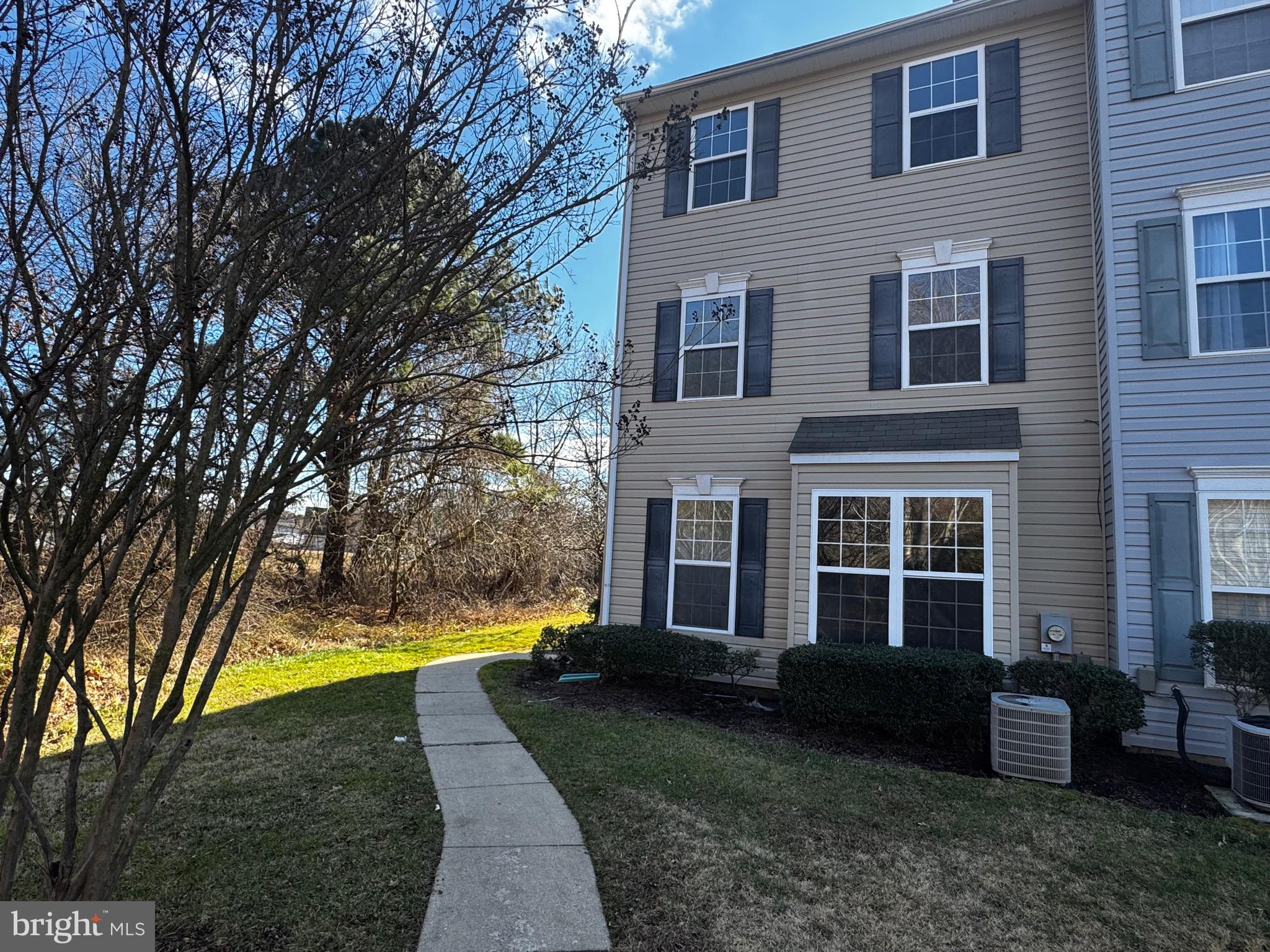 1412 BLUE HERON DRIVE