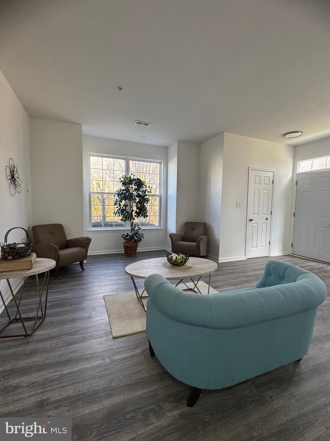 1412 BLUE HERON DRIVE