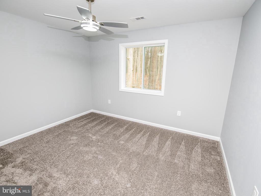 21740 LOVERS LANE