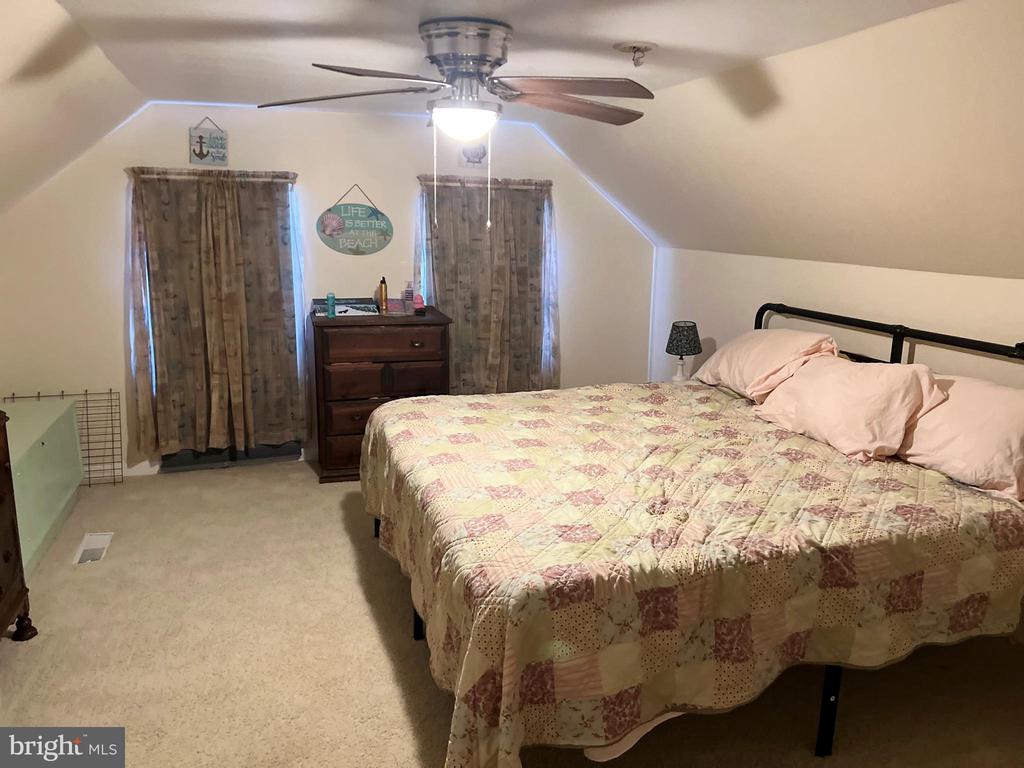 10165 DEAL ISLAND ROAD