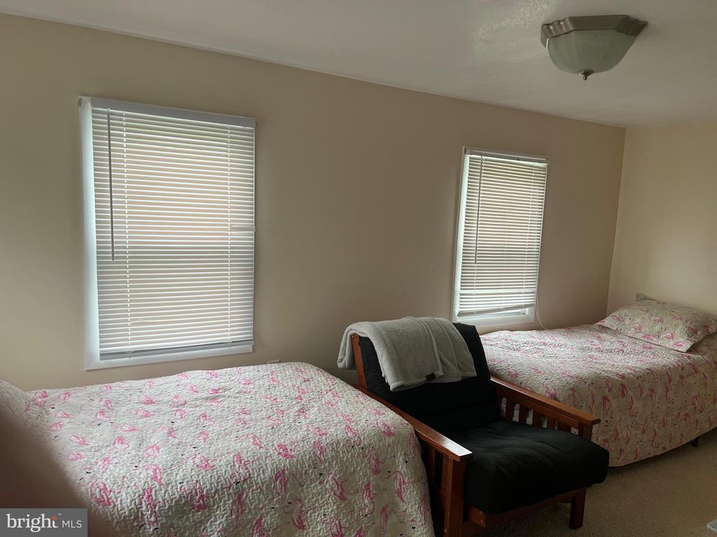 10165 DEAL ISLAND ROAD