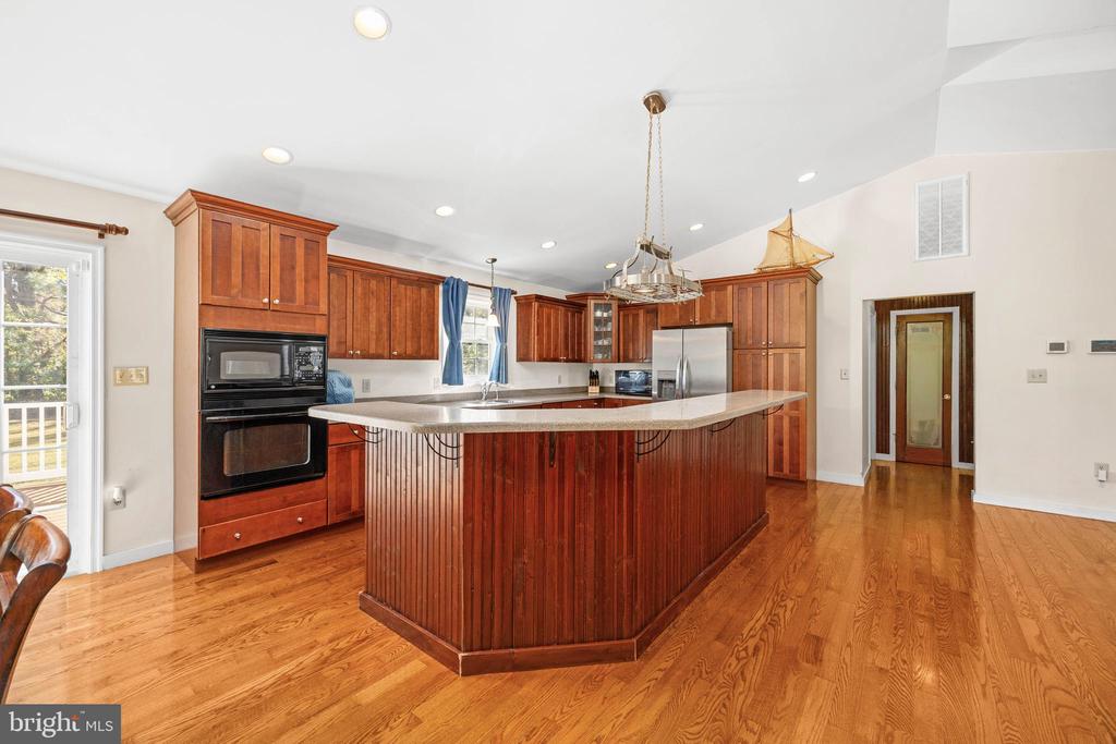 3221 BOONE ROAD