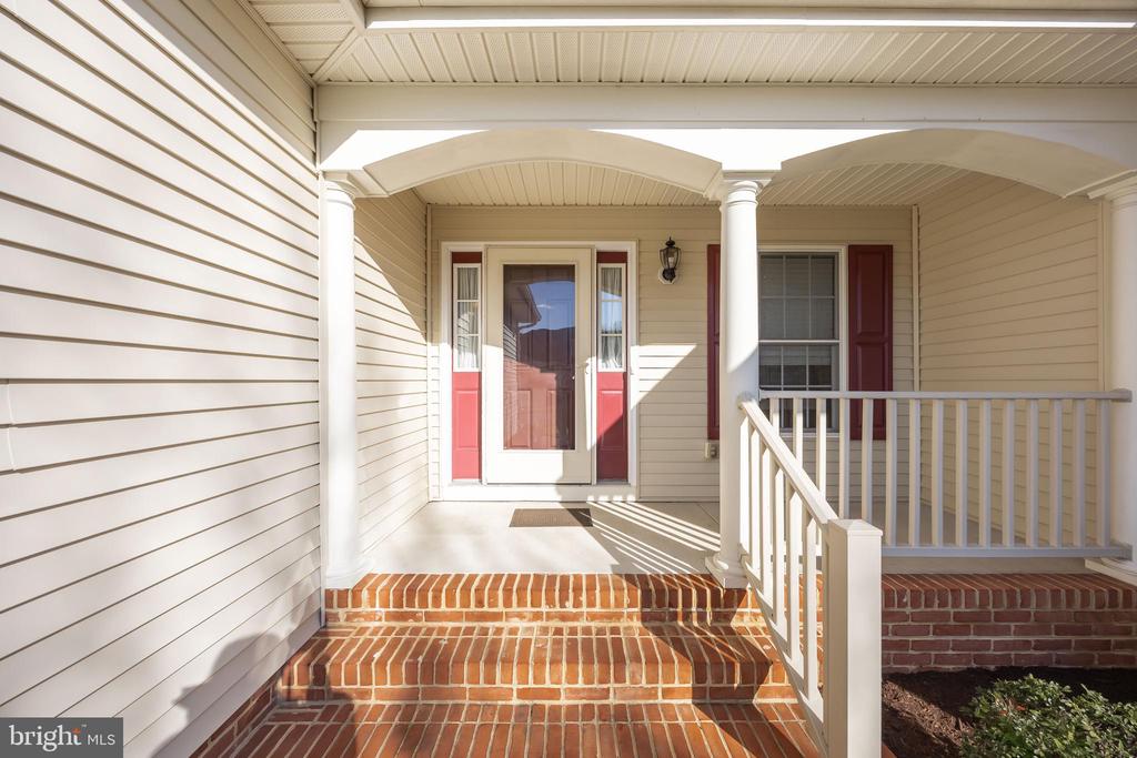 11635 DENNIS DRIVE