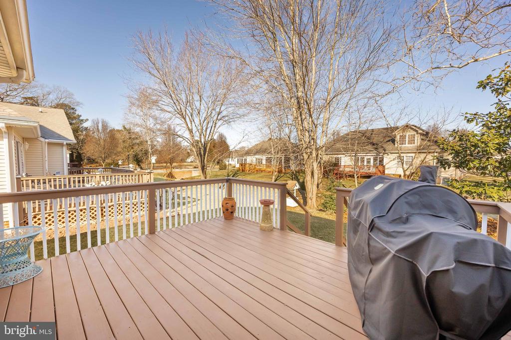 11635 DENNIS DRIVE