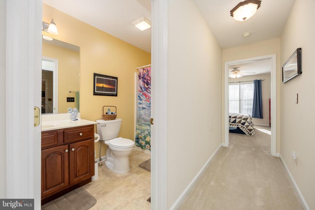 11635 DENNIS DRIVE